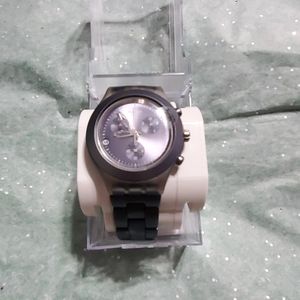 Swatch Full-Blooded Smoky Grey